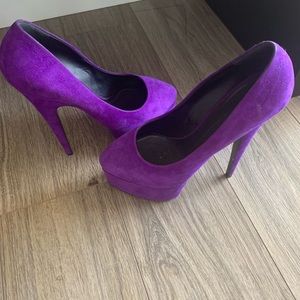 AUTHENTIC guiseppe heels!